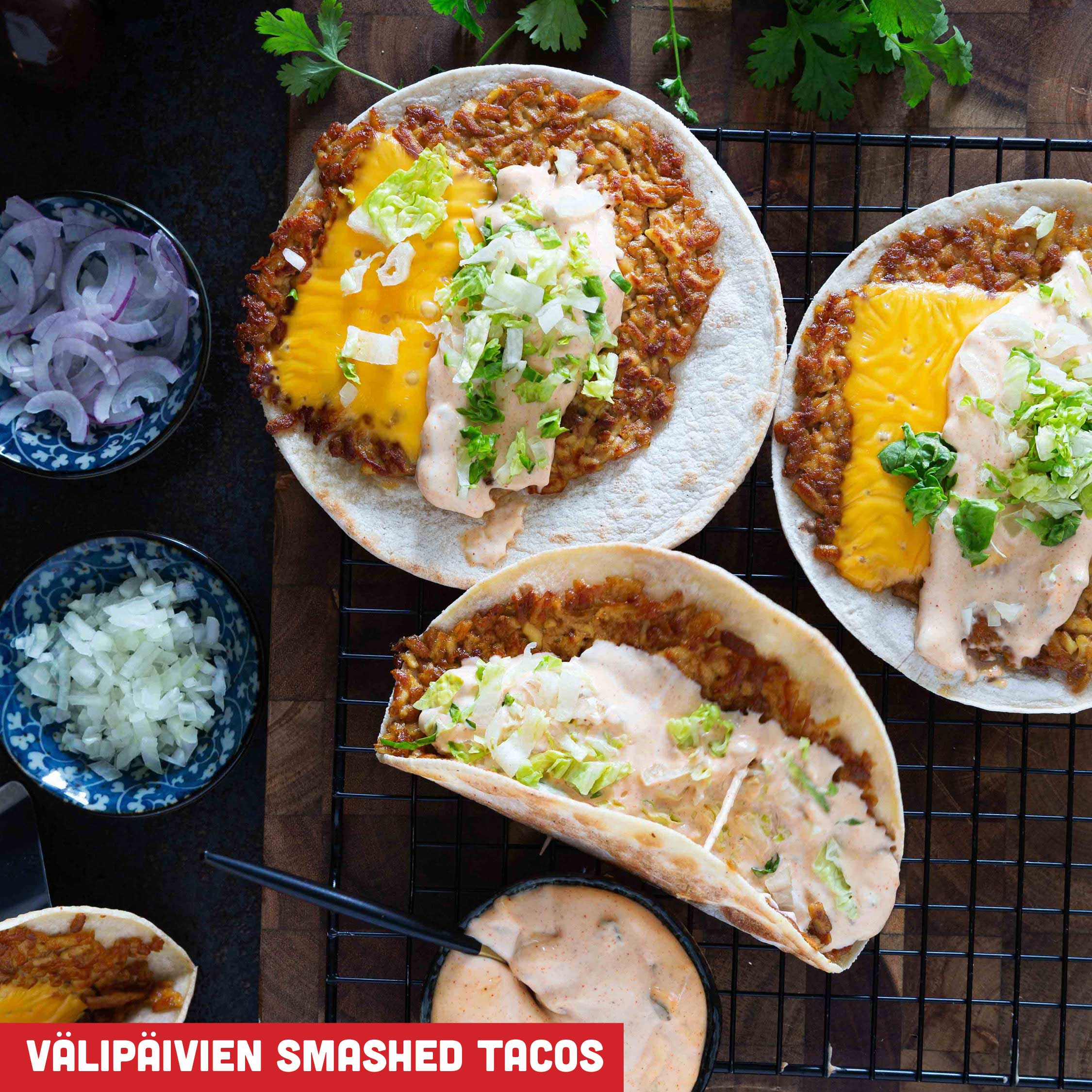 smashed tofu tacos sopivat hyvin joulun välipäivien herkutteluun.