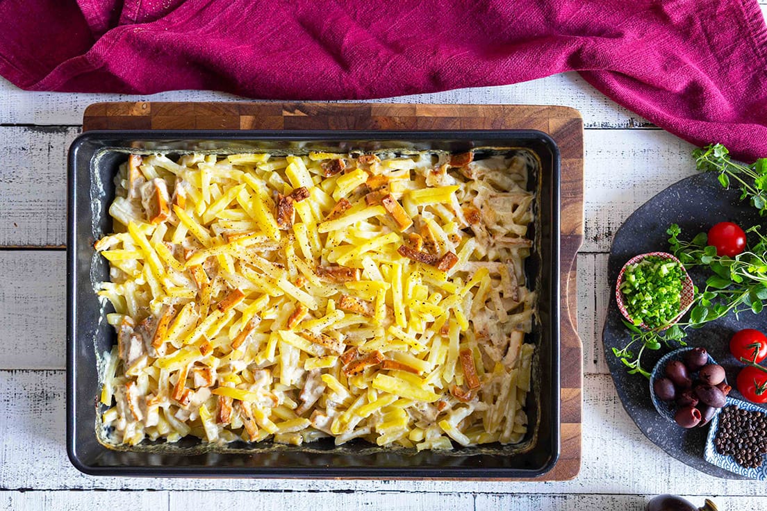 Helppo vegaaninen savutofuvuoka uunissa on maistuva arkiruoka.