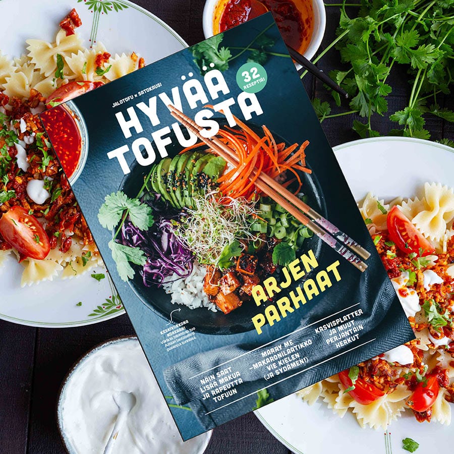 Ilmaiseksi ladattava 32 reseptin kasvisruokavihko ja tofuannokset.